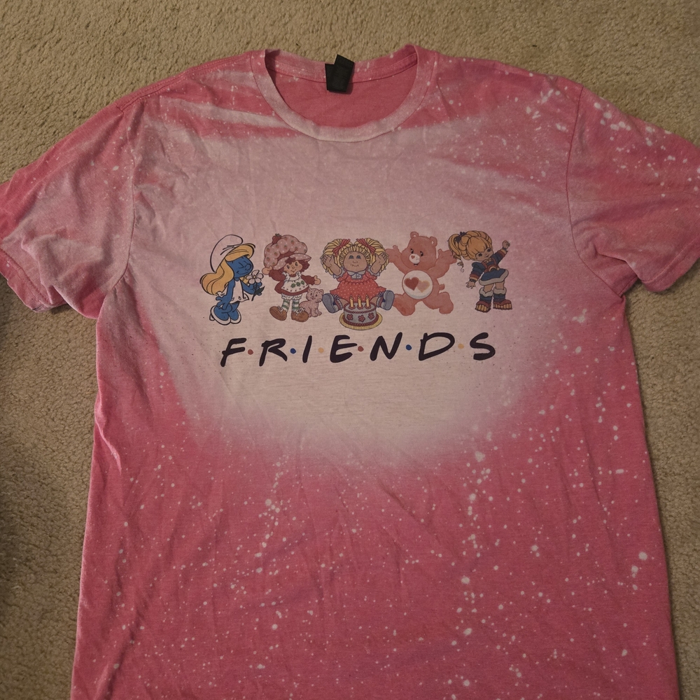 Gildan Pink Graphic Tee with Friends Design